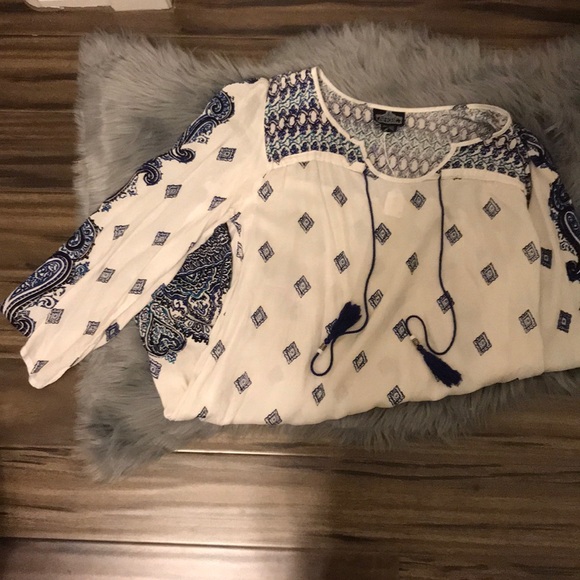 White and Blue Paisley Dress - Picture 1 of 4